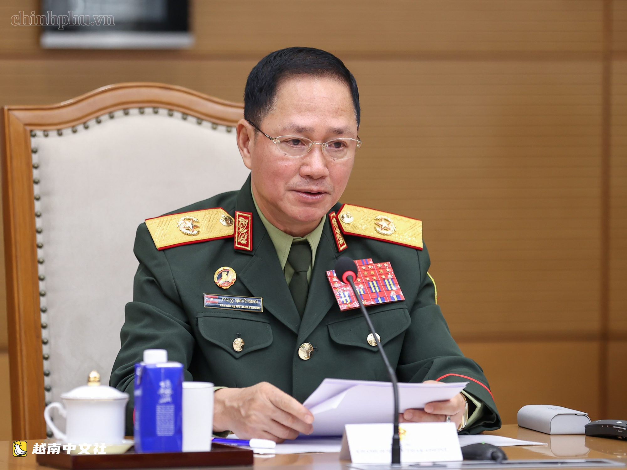 越南總理黎明興會見老撾和柬埔寨國防部長