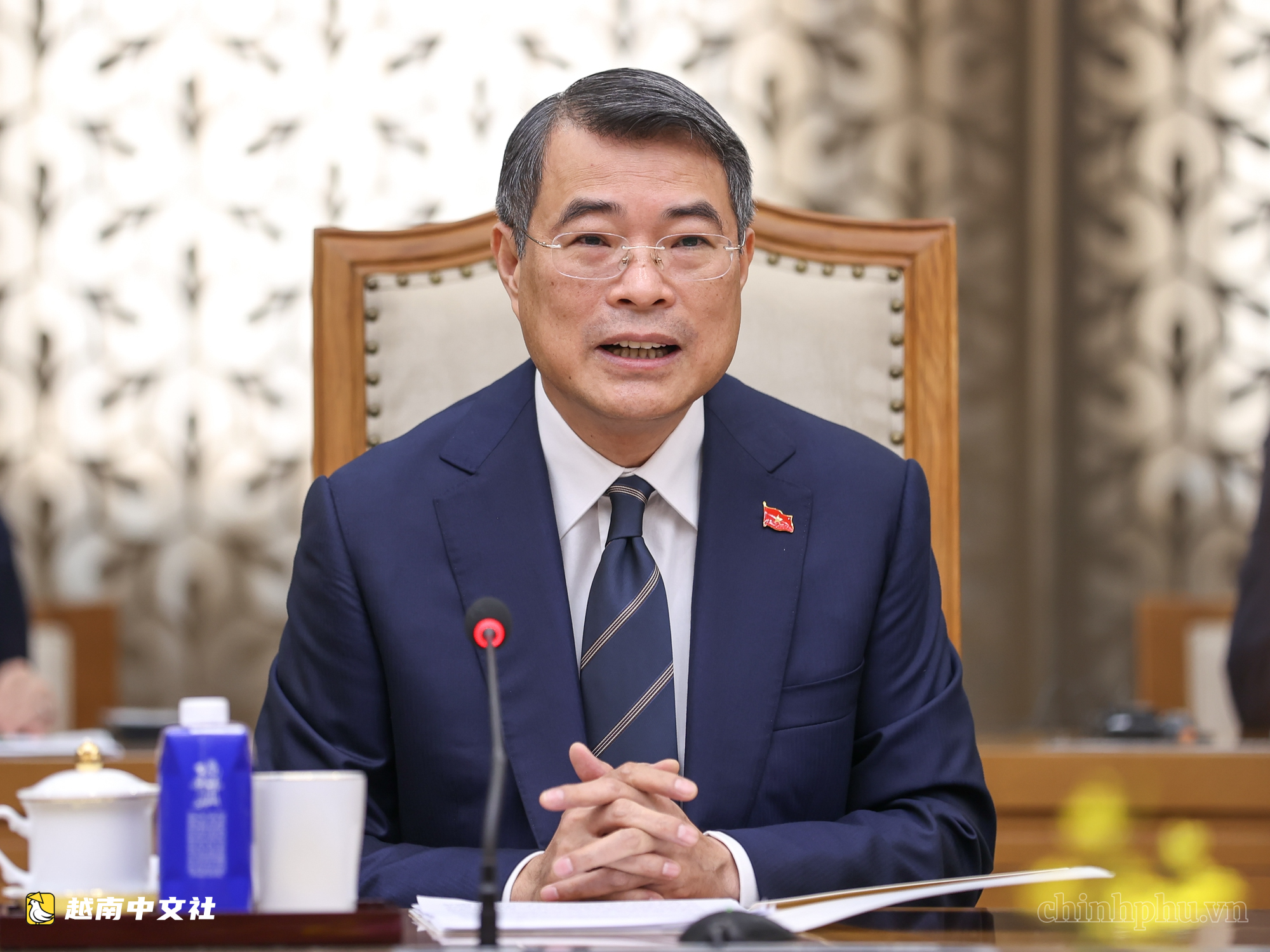 越南總理黎明興會見老撾和柬埔寨國防部長