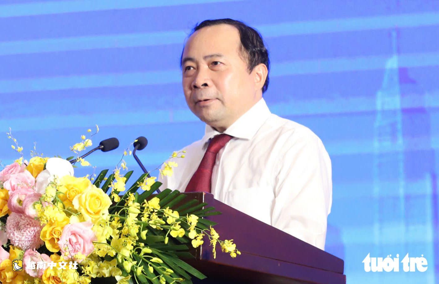 越南總理黎明興與青年對話:政策和機制必須幫助青年獲得資金、輕鬆創業、提出建議並主持