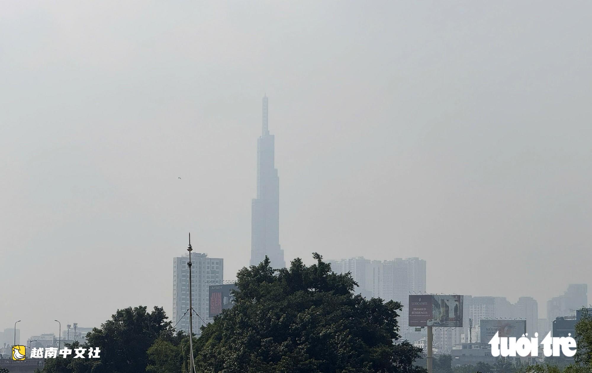 越南胡志明市今早出現霧霾現象並不異常,可能由煙塵造成