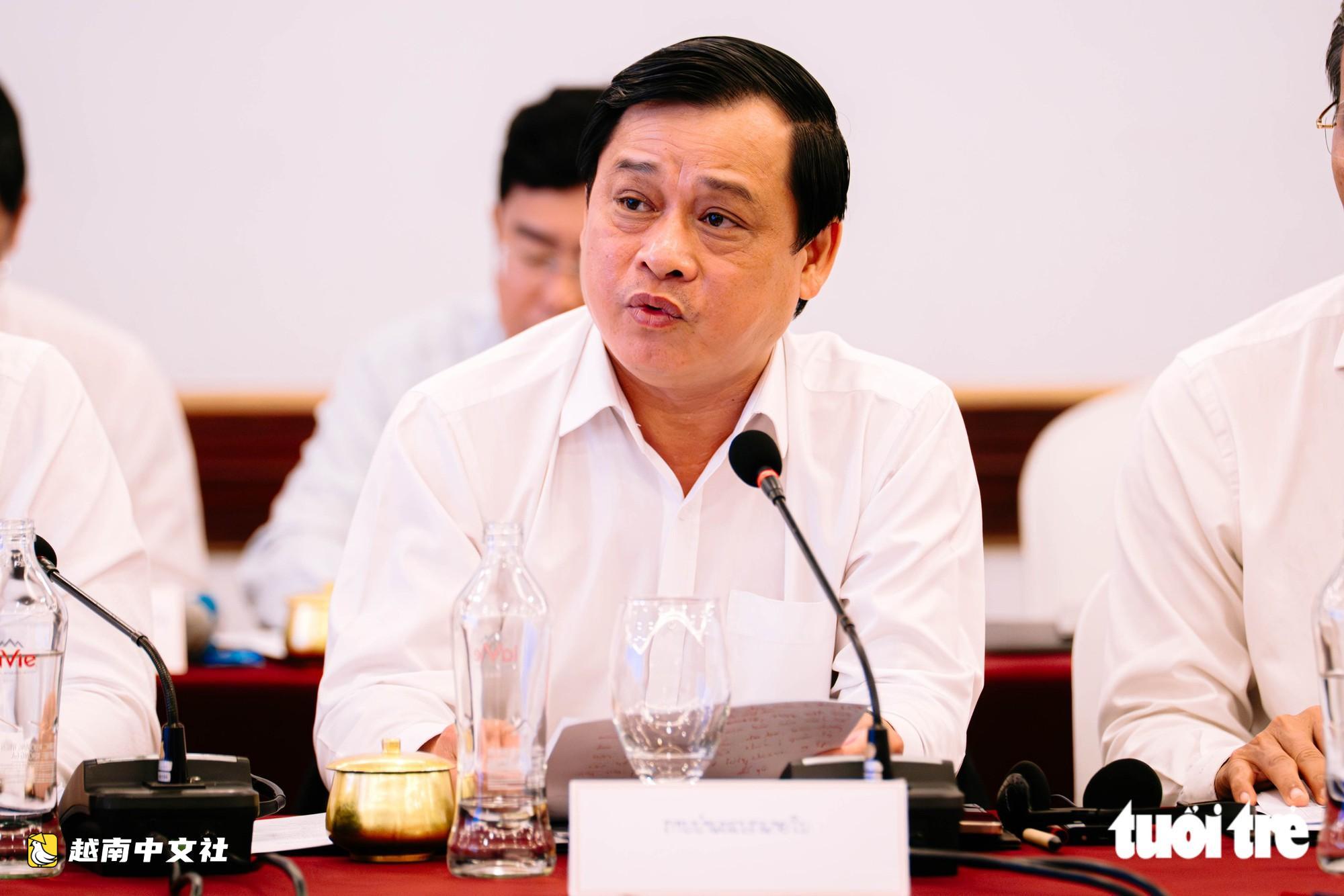 胡志明市與老撾分享黨建與幹部培訓經驗