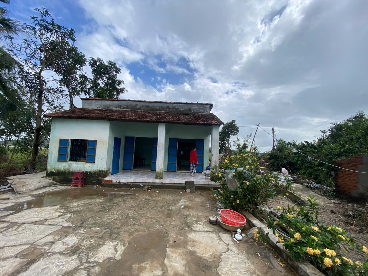 拍摄达克拉克洪水遇难两位老人视频的人讲述悲痛时刻