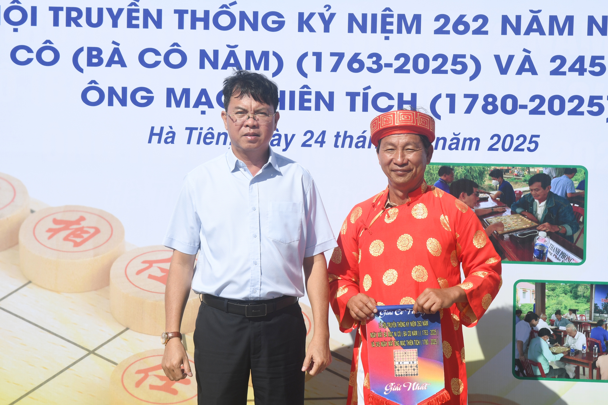 河仙独特的武术人棋比赛