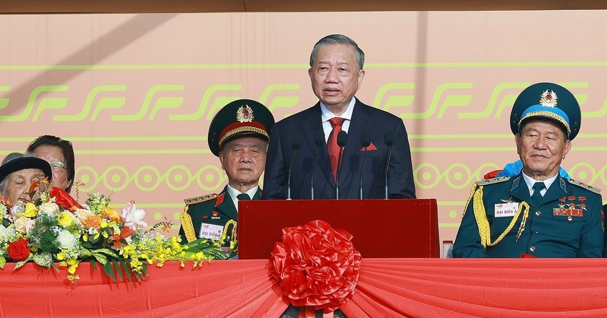 海陆空三军及装备举行国庆阅兵庆祝活动