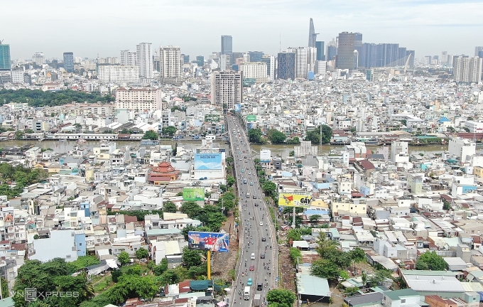胡志明市建设两条辅路缓解肯特桥区域拥堵