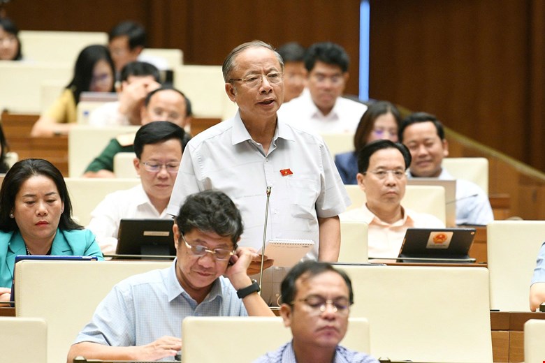 降低增值税：代表说‘收税容易，退税难’，建议明确责任
