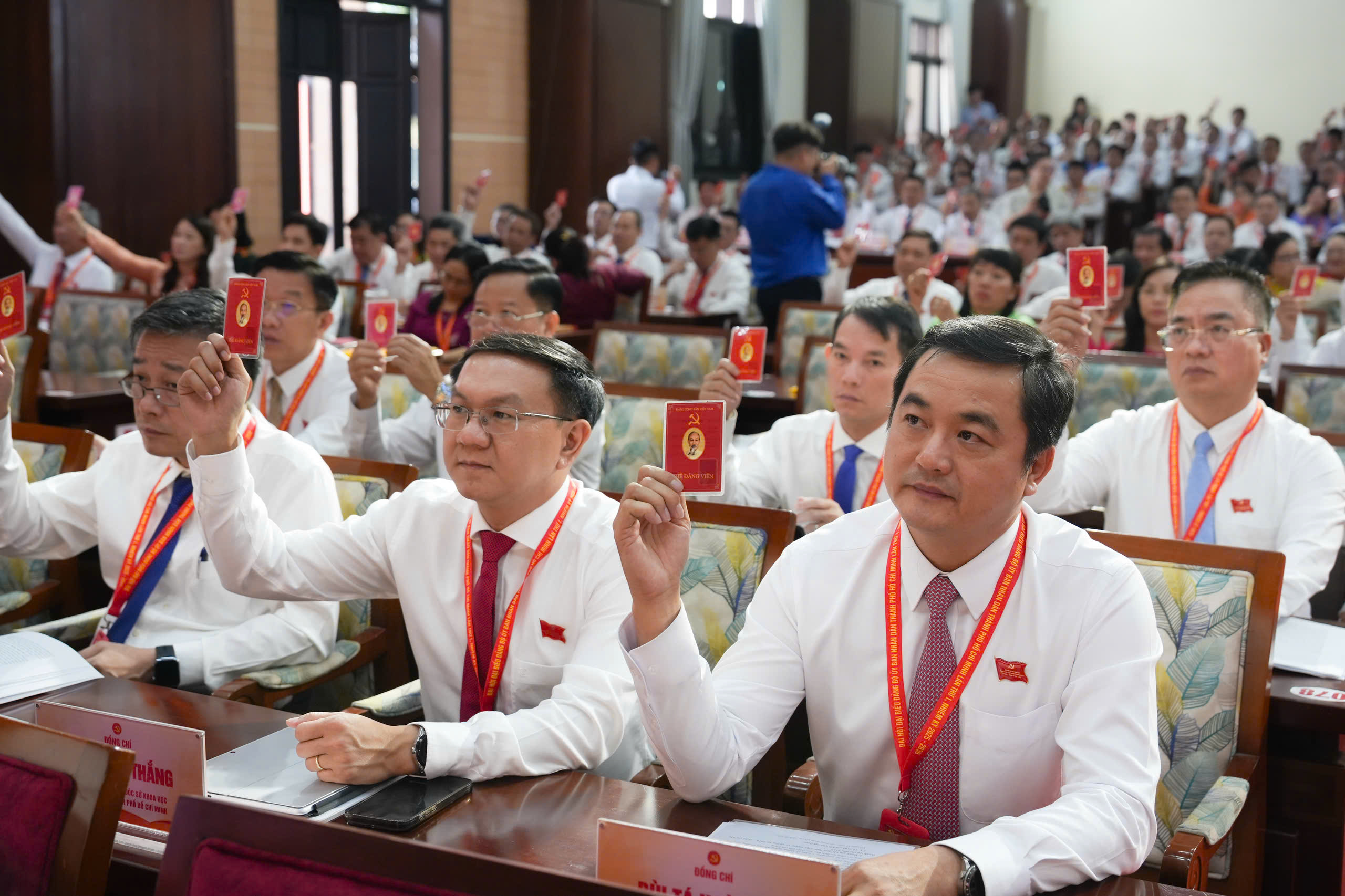 下一任期，胡志明市以多极-集成-超连接思维重构空间