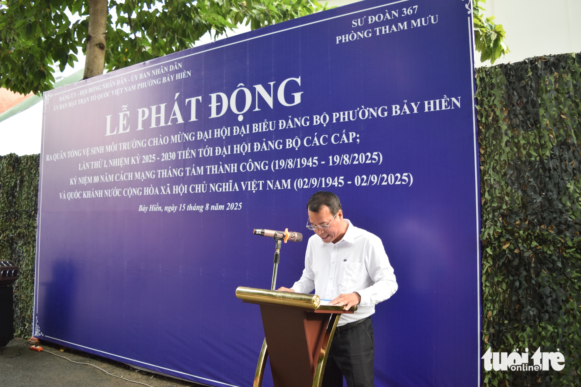 Bảy Hiền区发起全面清洁活动庆祝各级党大会