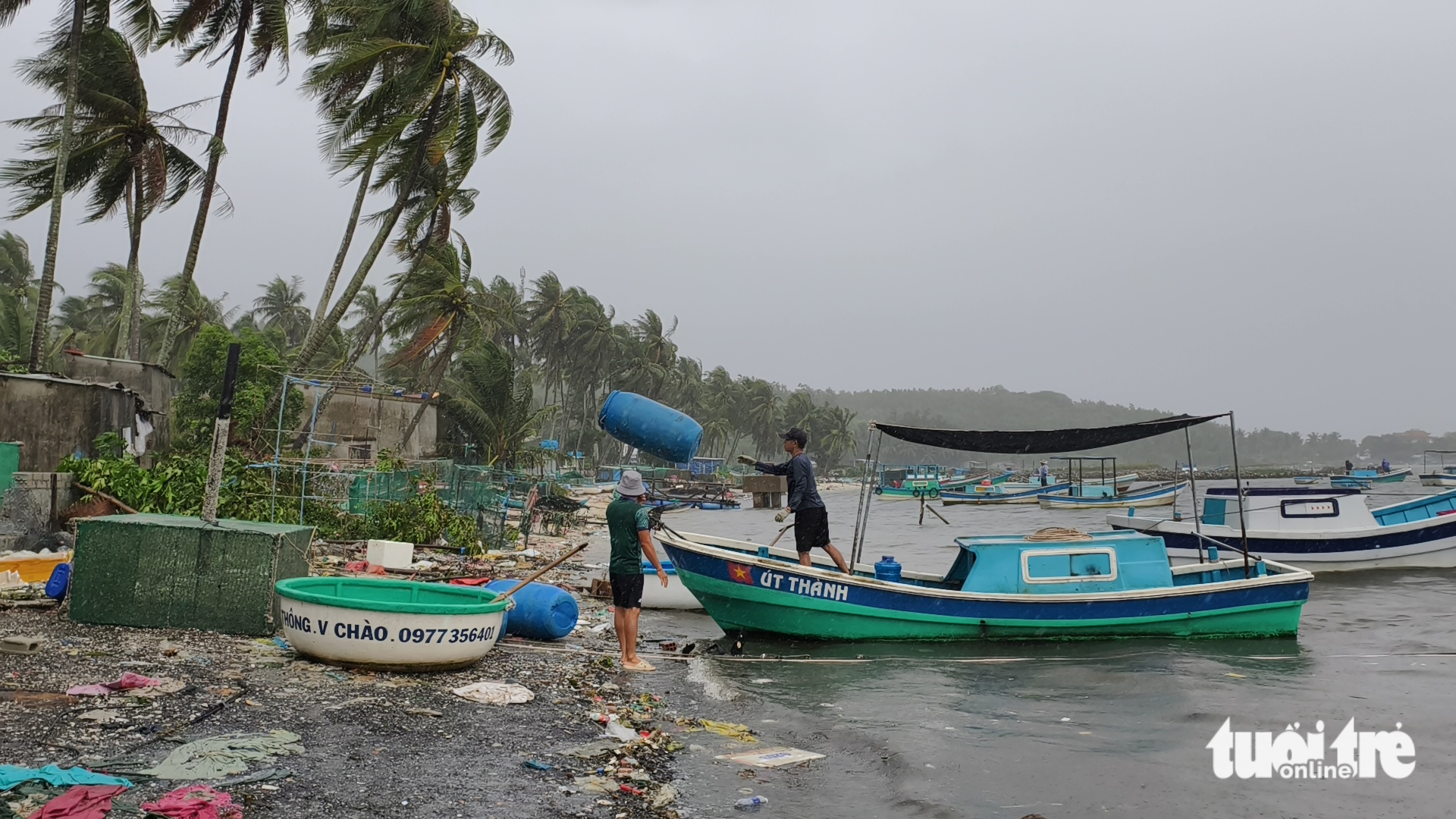 达乐省领导动员民众疏散，嘉莱省6,654户紧急疏散躲避13号台风