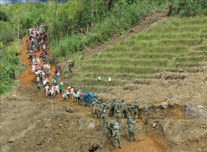 军队开辟道路，为广南省五个村庄解除孤立状态