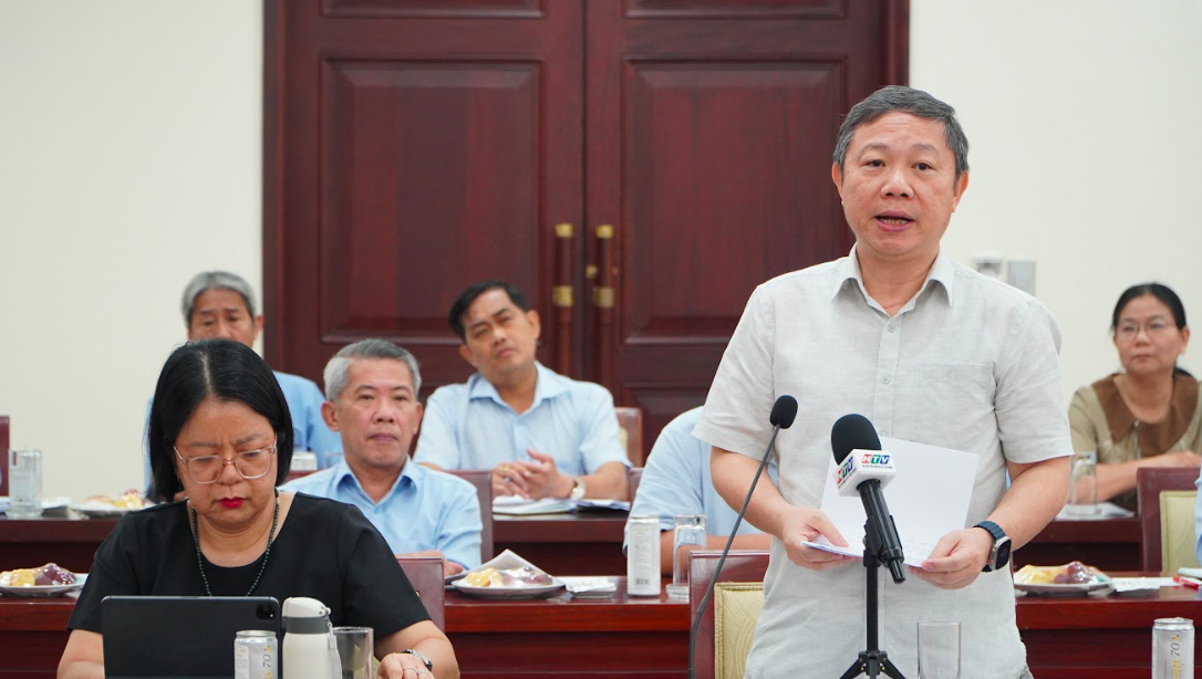 阮文年书记：胡志明市可能在6月中旬试运行新机构