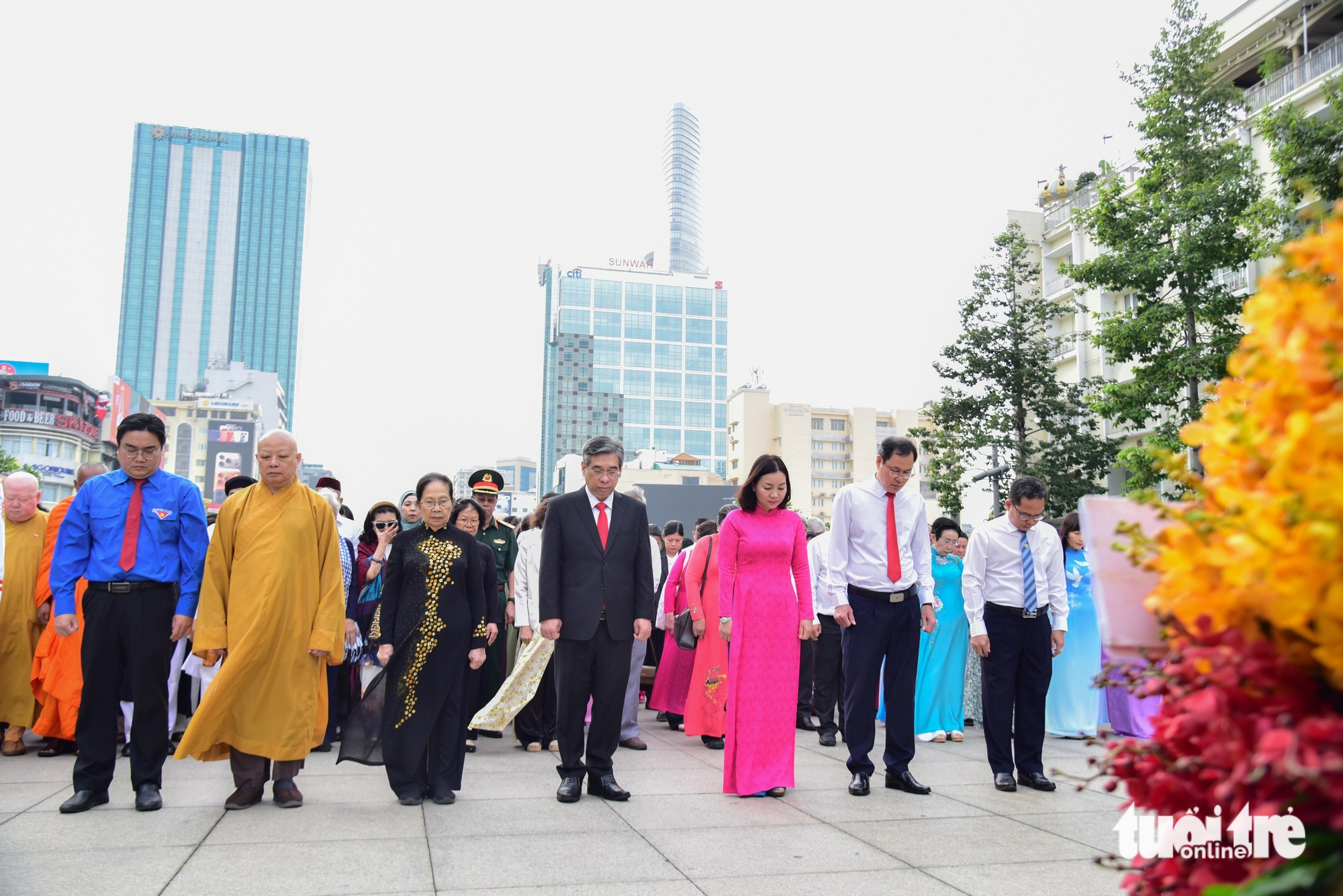 胡志明市越南祖国阵线代表大会代表参加多项有意义活动