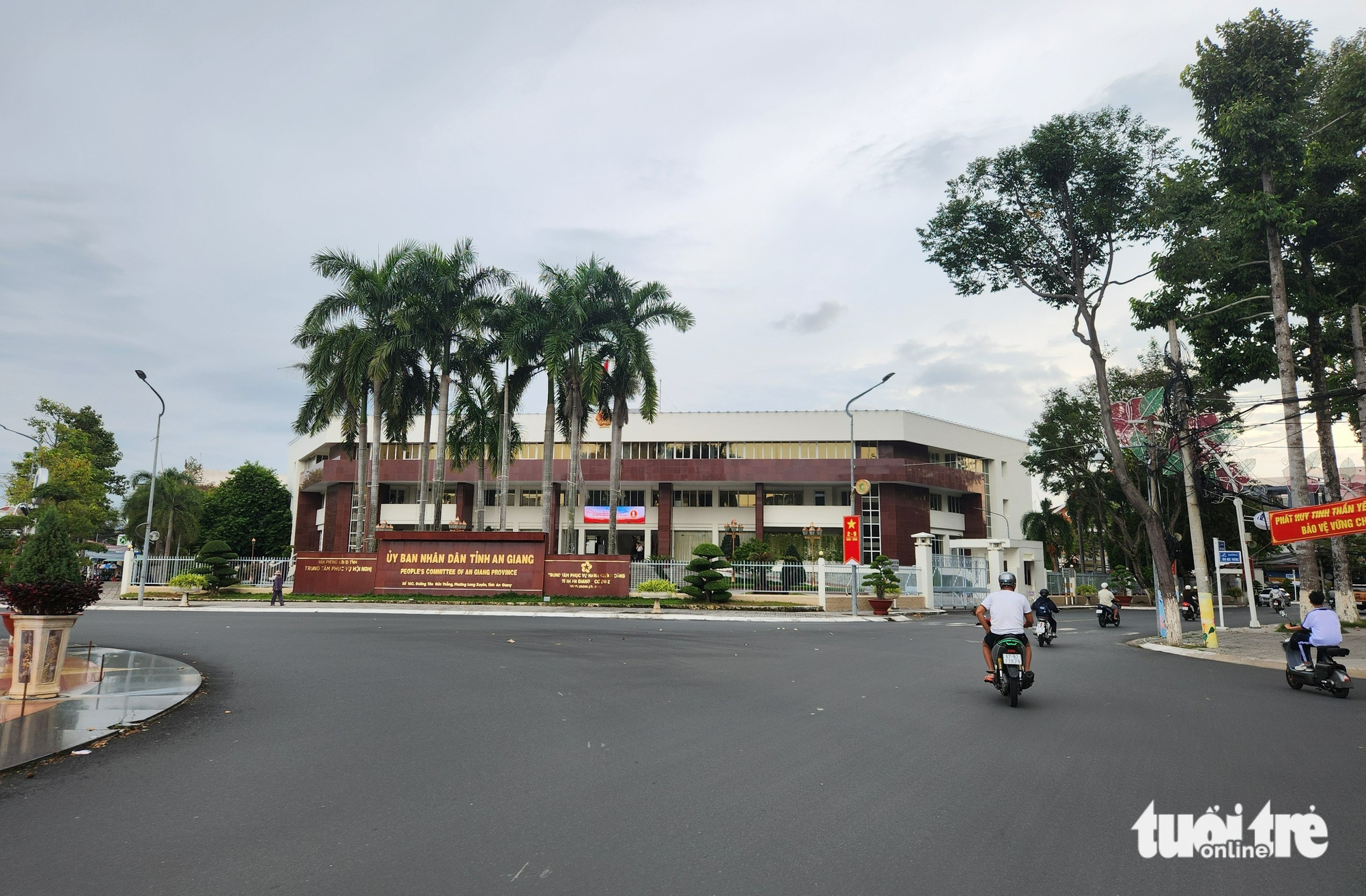 安江省大量闲置办公场所移交龙川市并改变功能