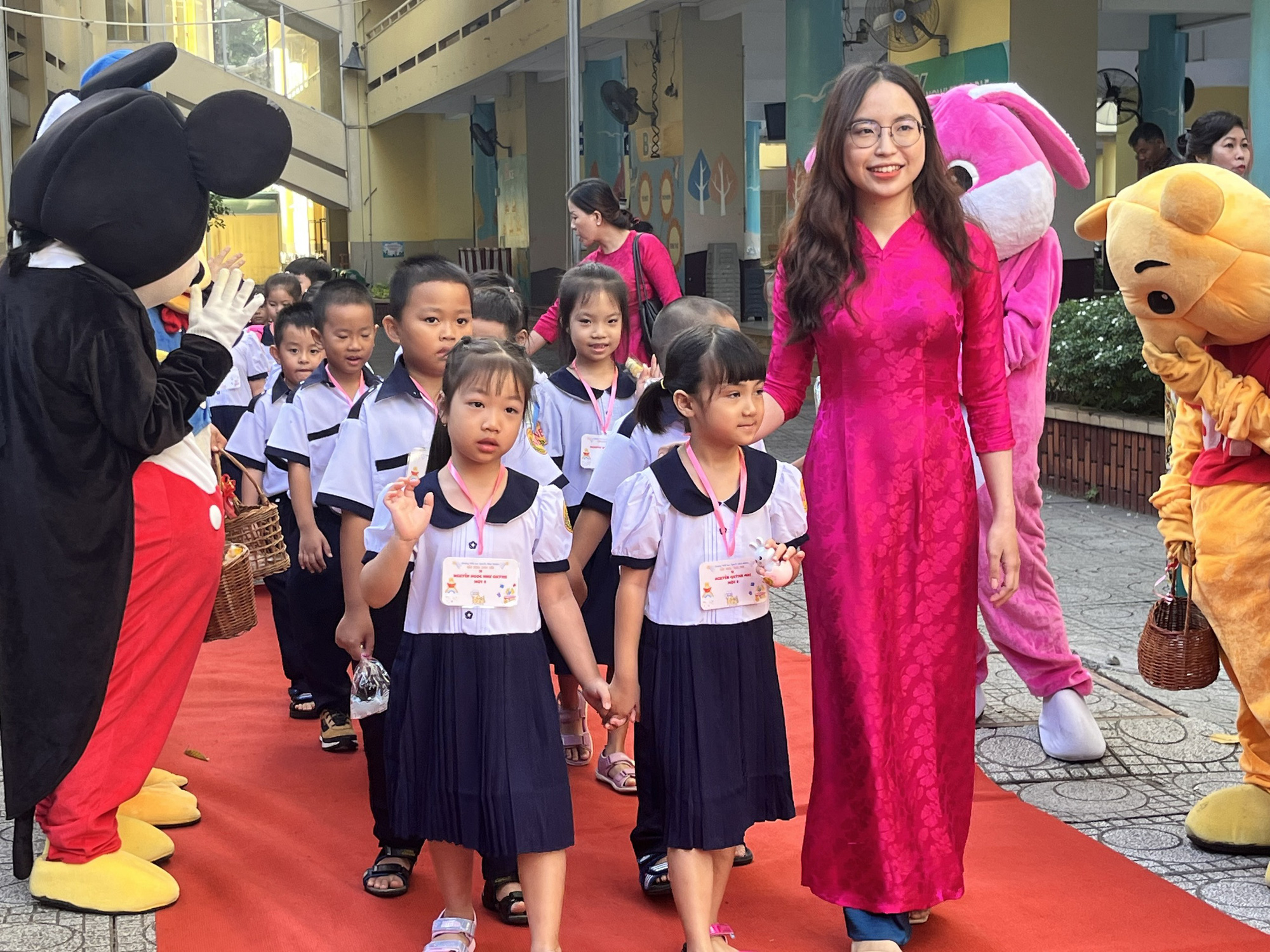 还有人记得'开学典礼'的月灵吗？