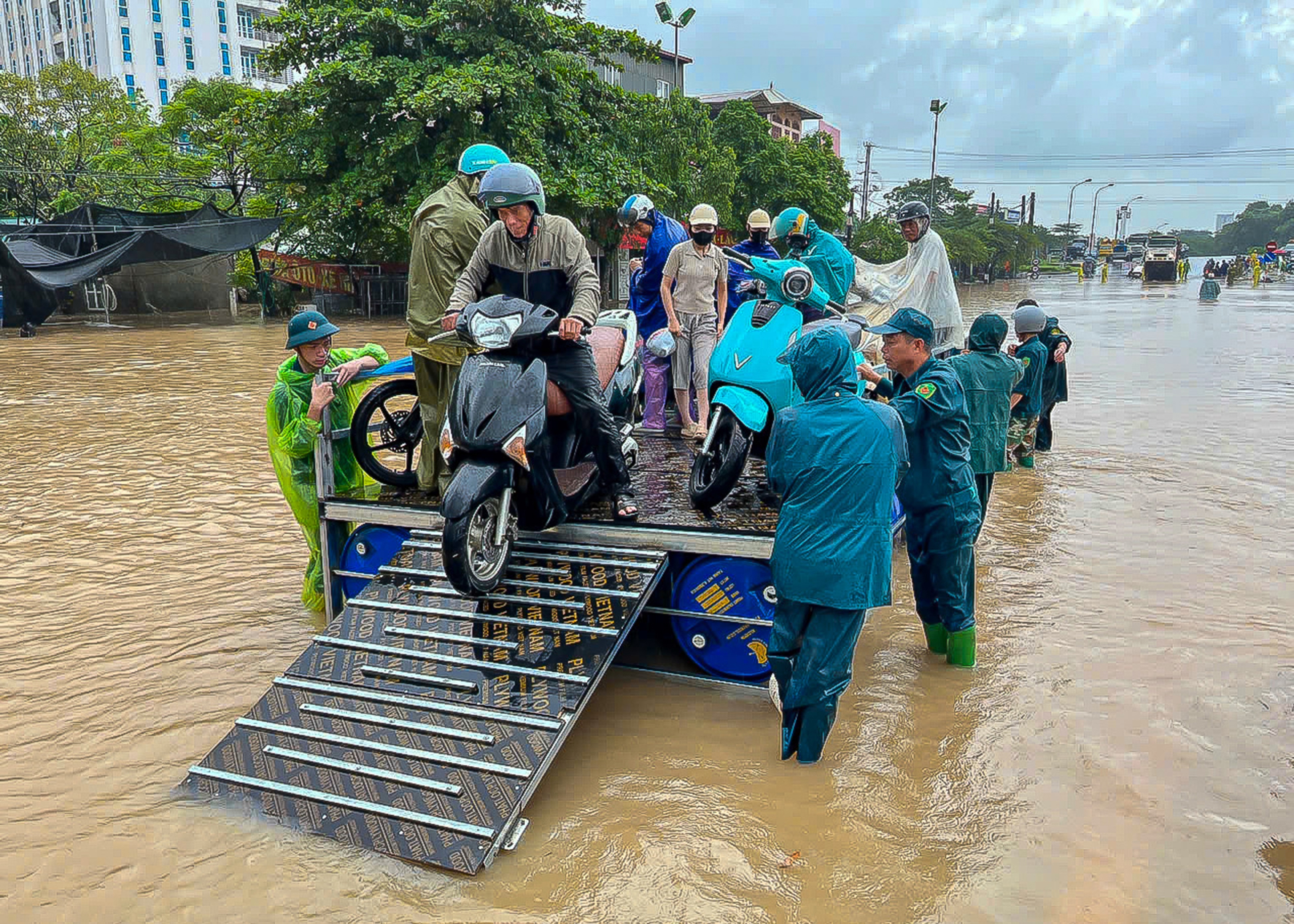 北部大雨：洪水来袭措手不及