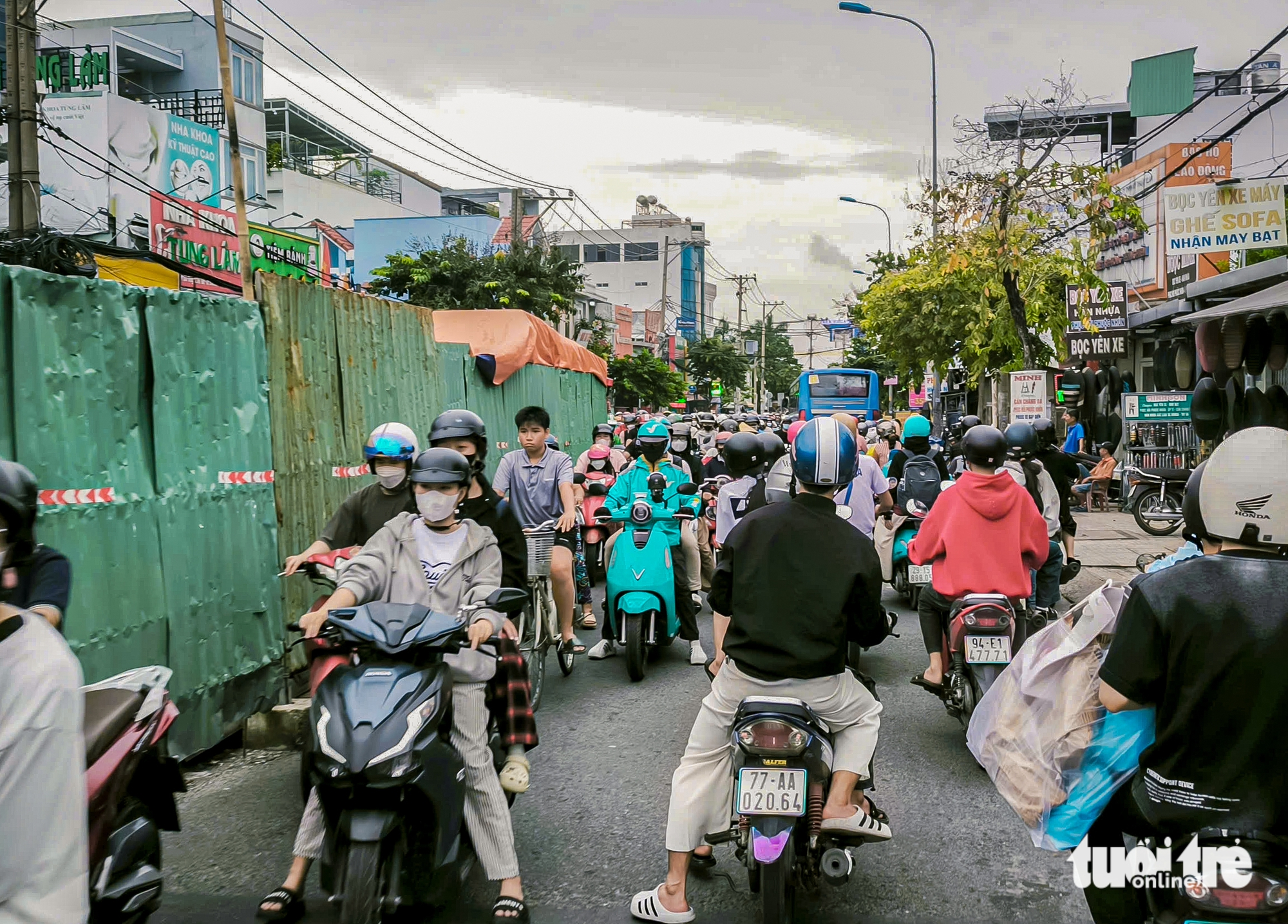 Kha Vạn Cân 路拥堵，Cầu Ngang 排水工程年内赶工进度