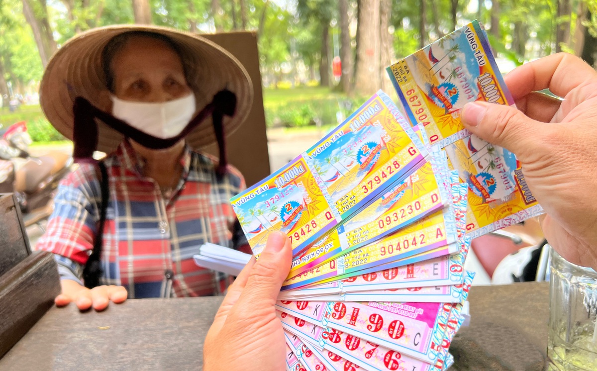 南方彩票公司利润丰厚，奖金支出达数十万亿