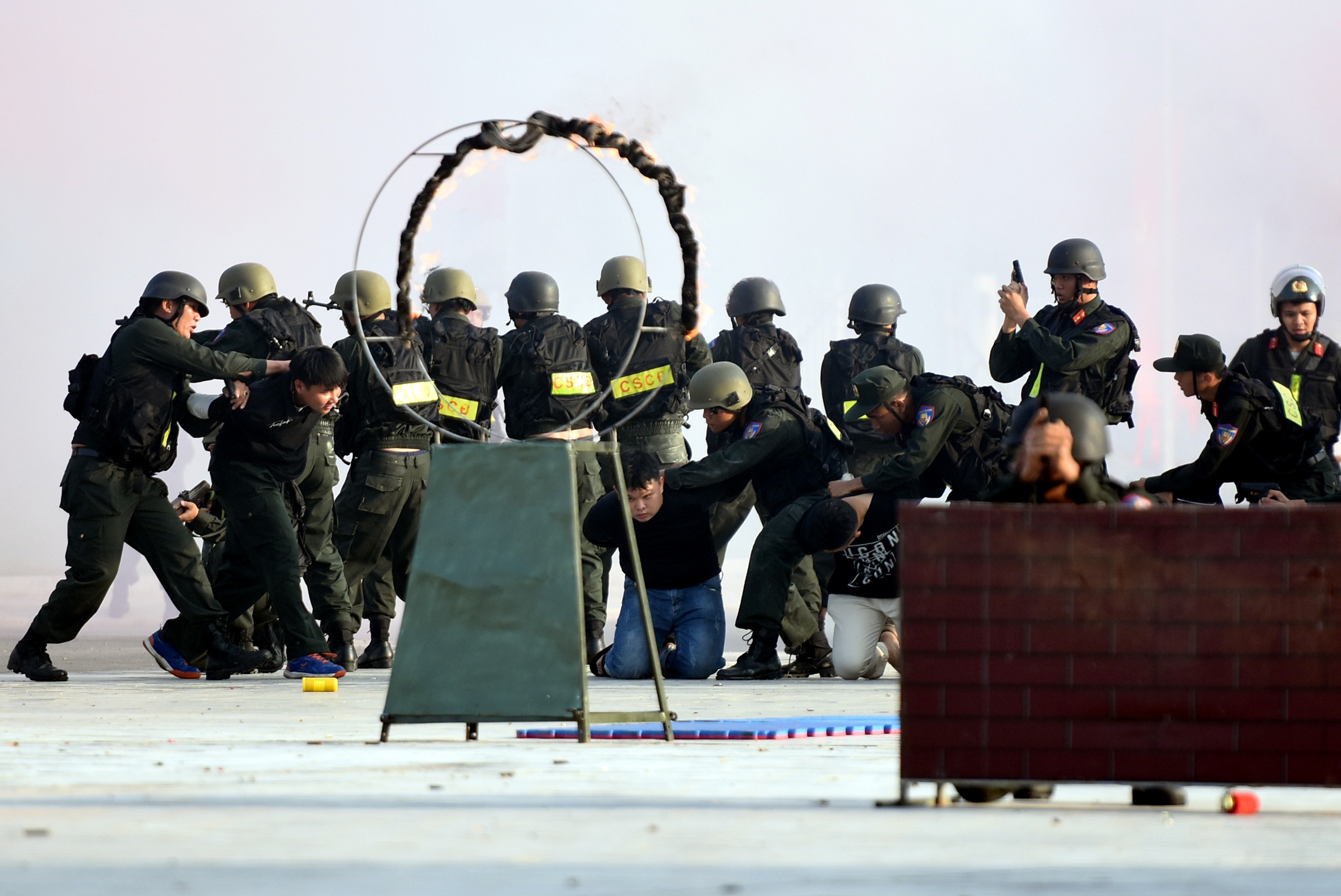 确保龙城机场首航及各项活动的绝对安全