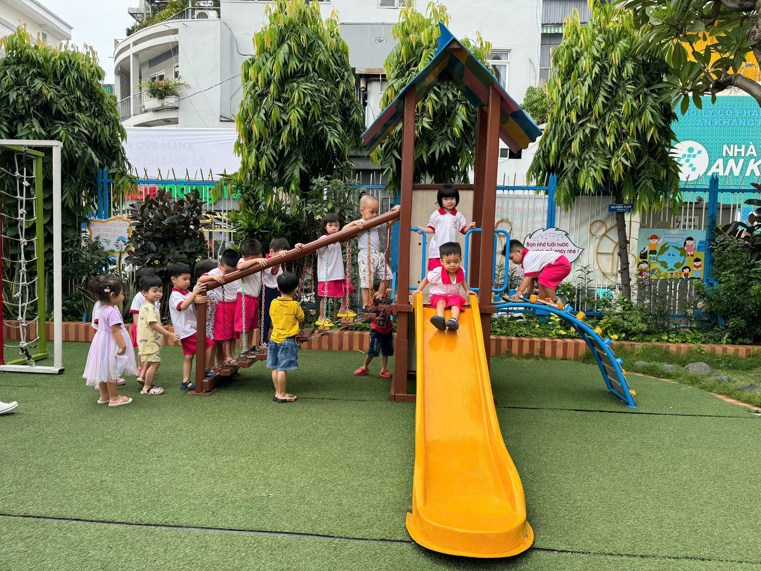 胡志明市优先利用冗余办公场所增设幼儿园