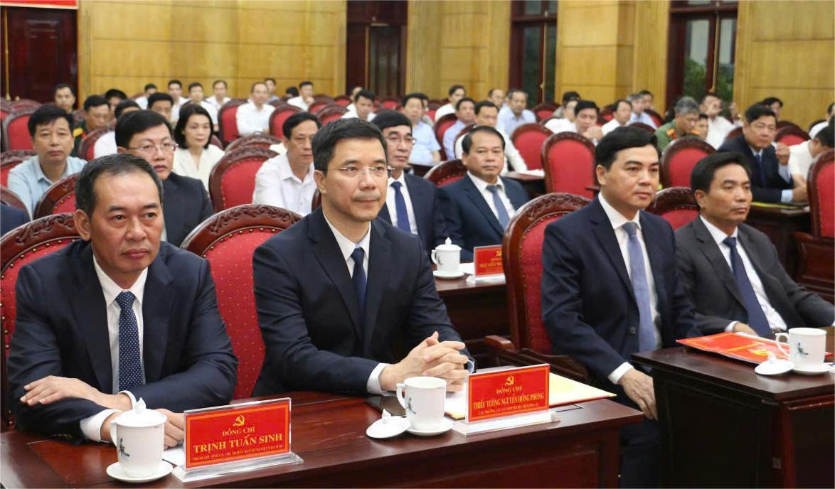 政治局、书记处调动、指定两名新任清化省委副书记