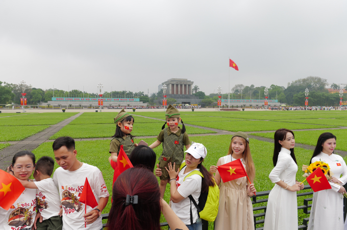 扩大巴亭广场为国庆阅兵做准备