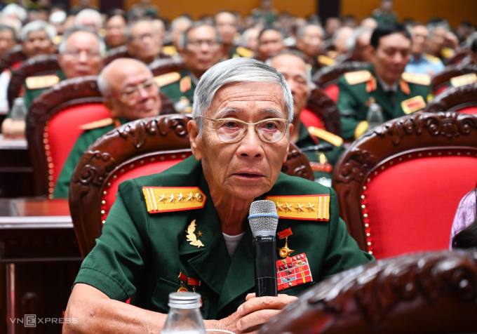 总书记与军队将领会面中的感人故事