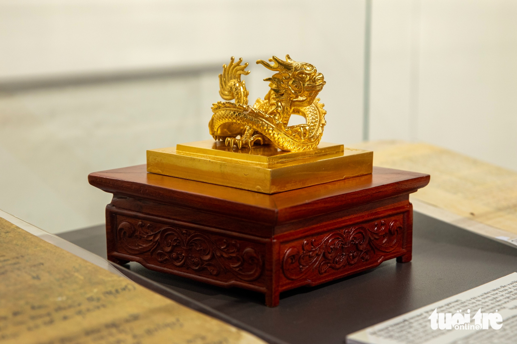 纪念国庆80周年展览'保持独立誓言'展出300多件文物