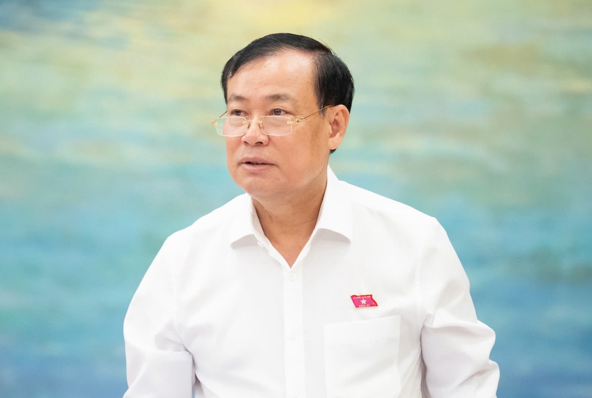 黎晋至：解决新山一机场几个混凝土碉堡花了几年时间，总理介入才完成