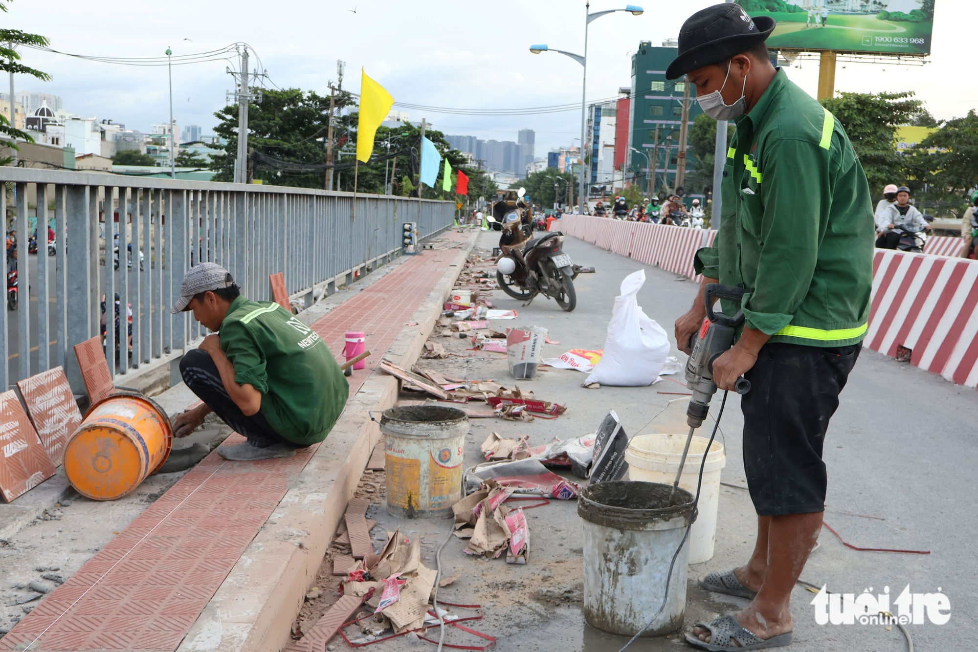 平昭1桥静空提升三个月后的形态，居民因交通拥堵减轻而高兴