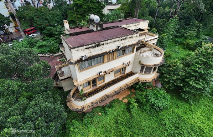 提议将'朱火别墅群'改建为博物馆和图书馆