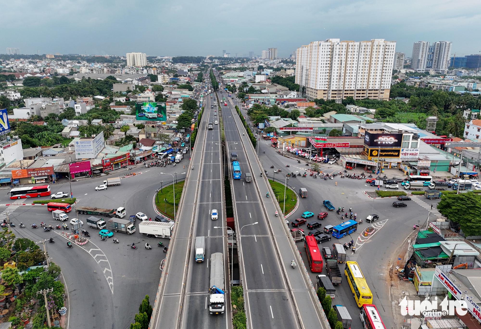 胡志明市推进扩建杭青-平兆轴线和13号国道