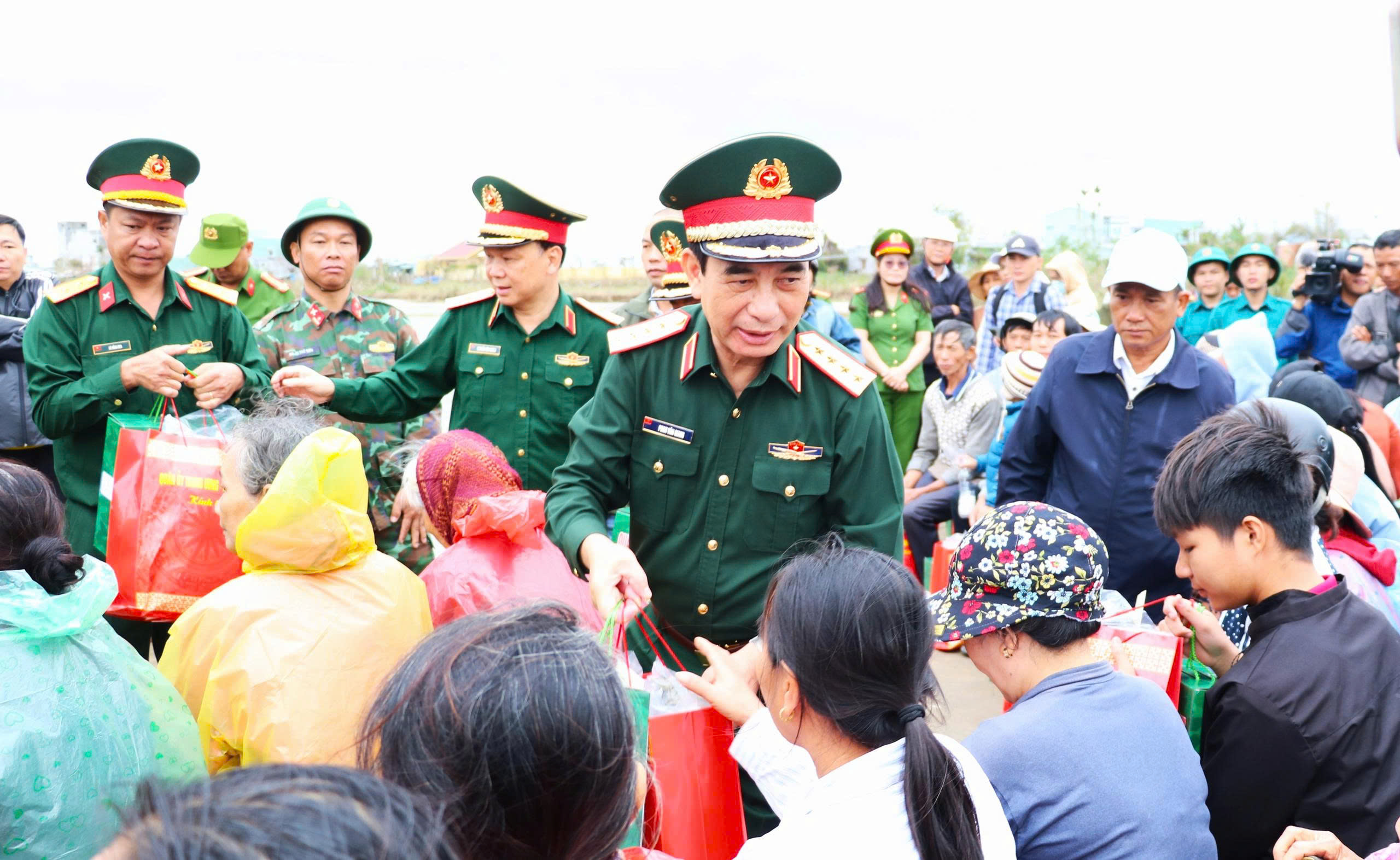 范万江大将：'完成任务后才撤军'