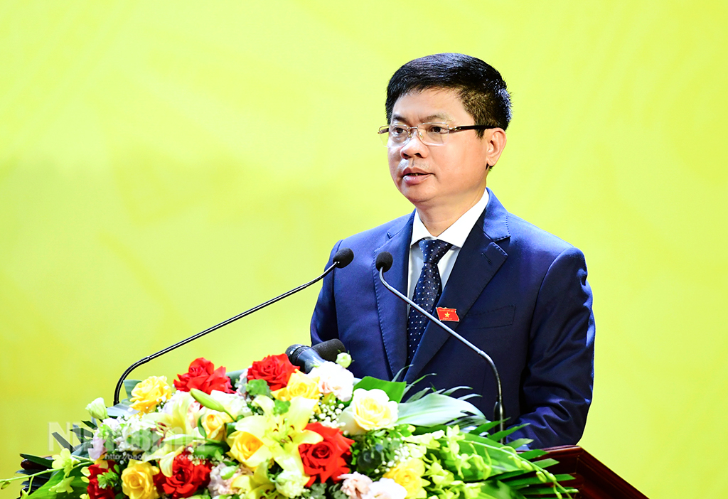 张国庆被任命为富寿省委书记