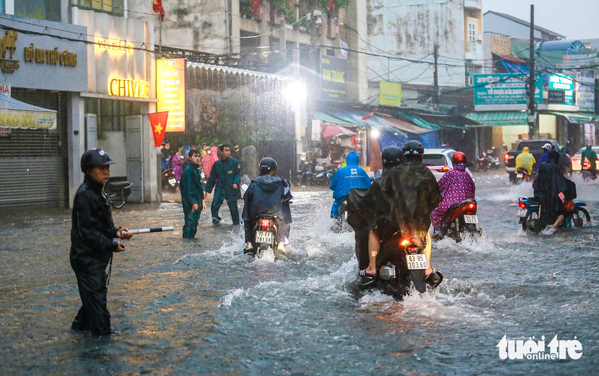 胡志明市紧急指示：准备应对台风Kalmaegi方案，24/24值班