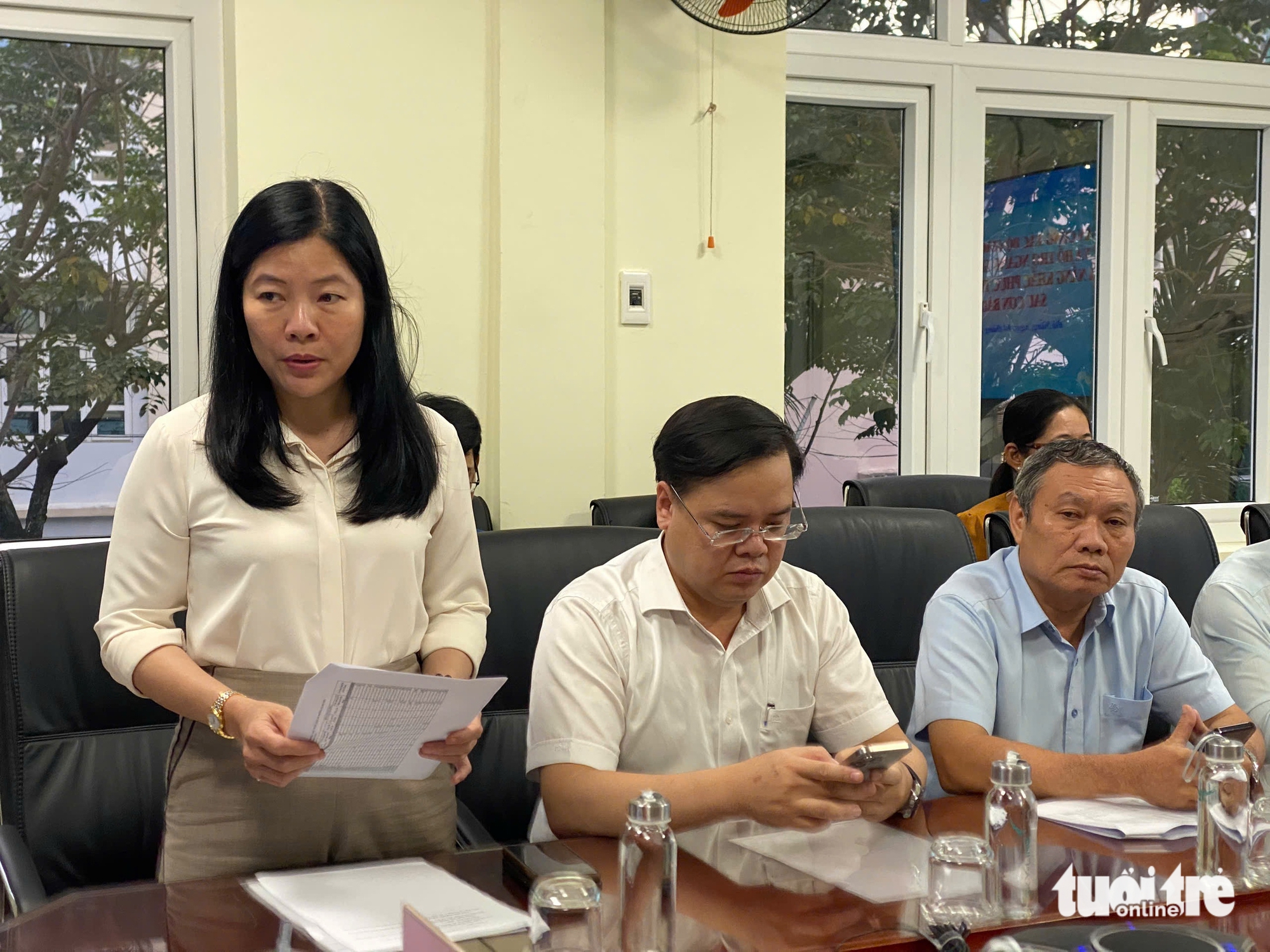 不要注重形式，只要学生洪水后安全到校