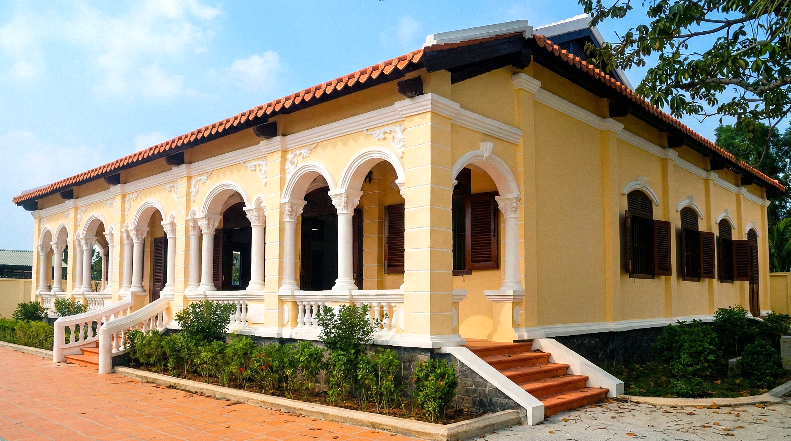 龙协屋，首个堤岸省委成立地，成为国家历史遗迹