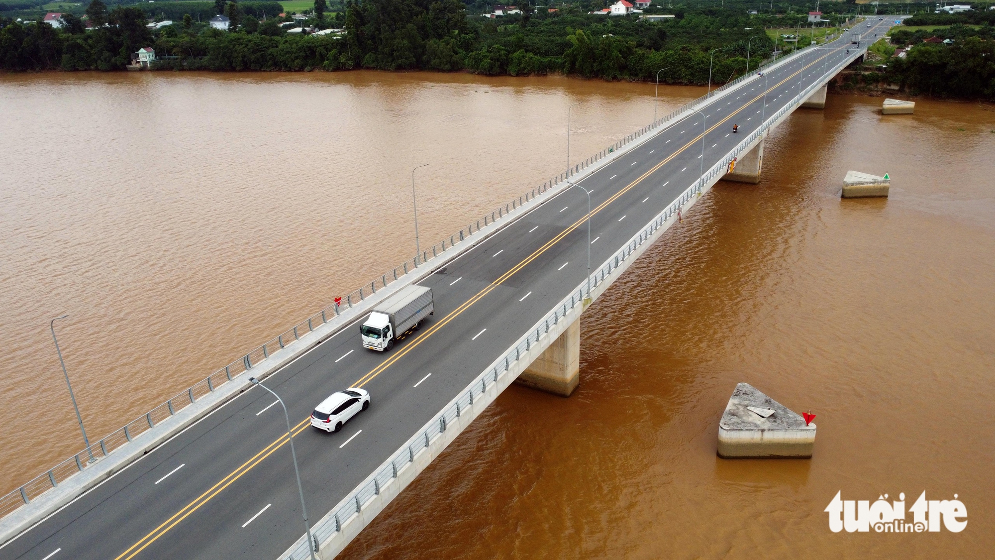 哪些桥梁将使胡志明市与同奈省更紧密相连？