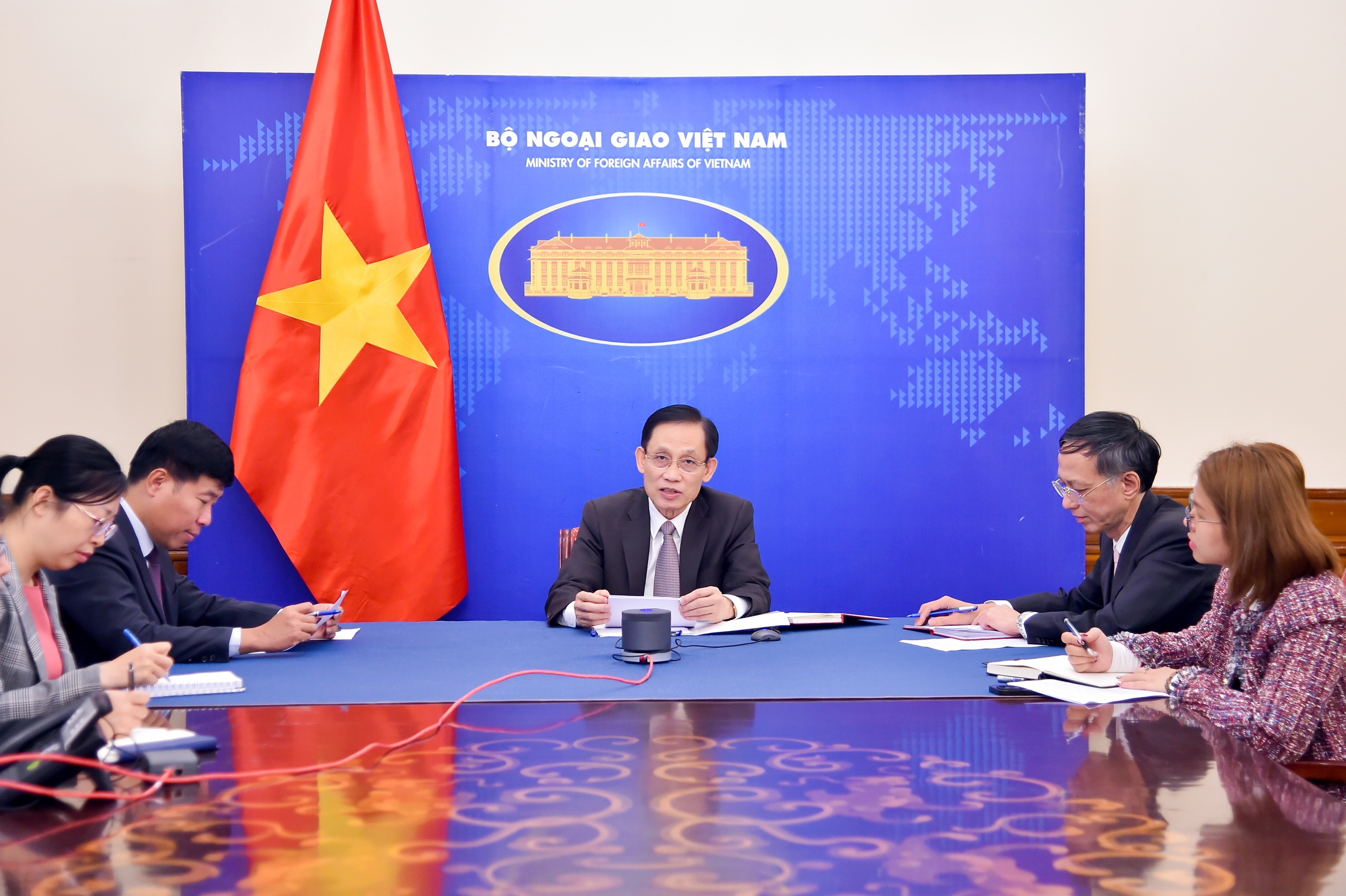 越南与马来西亚总理通话，关注泰国-柬埔寨紧张局势