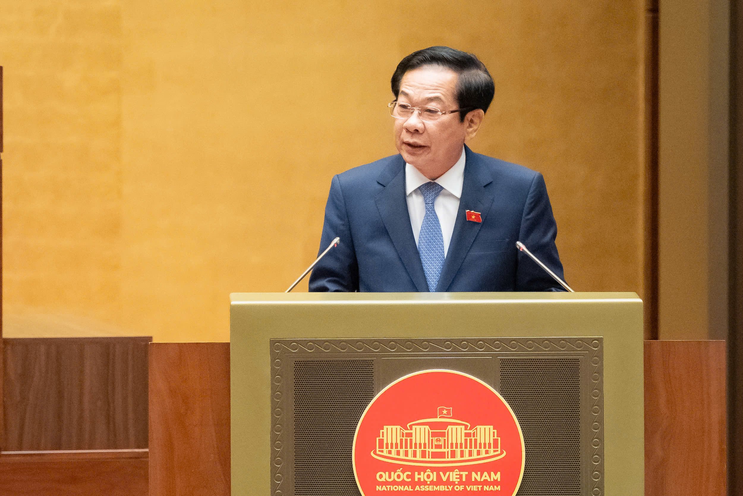 国会允许公务员在无利益冲突情况下“内外兼修”