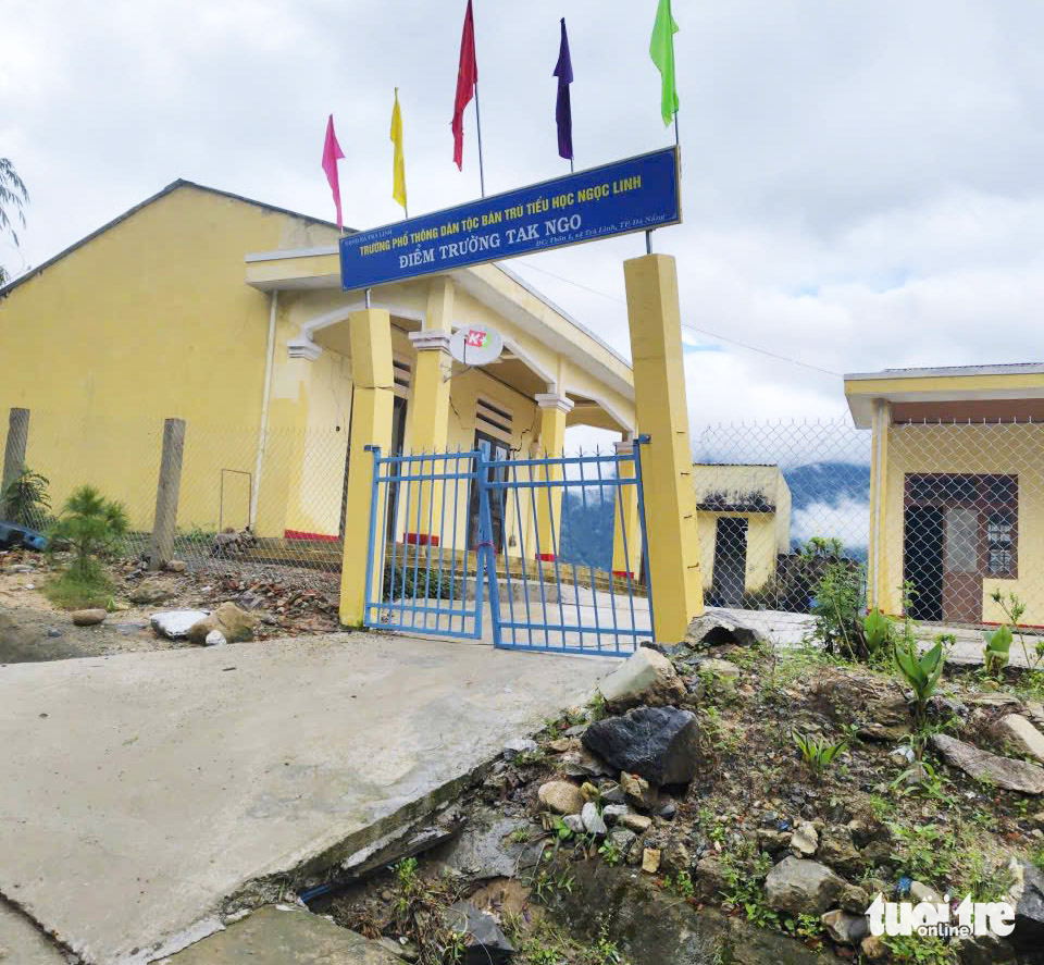 地基开裂、沉降，岘港山区学校面临倒塌风险