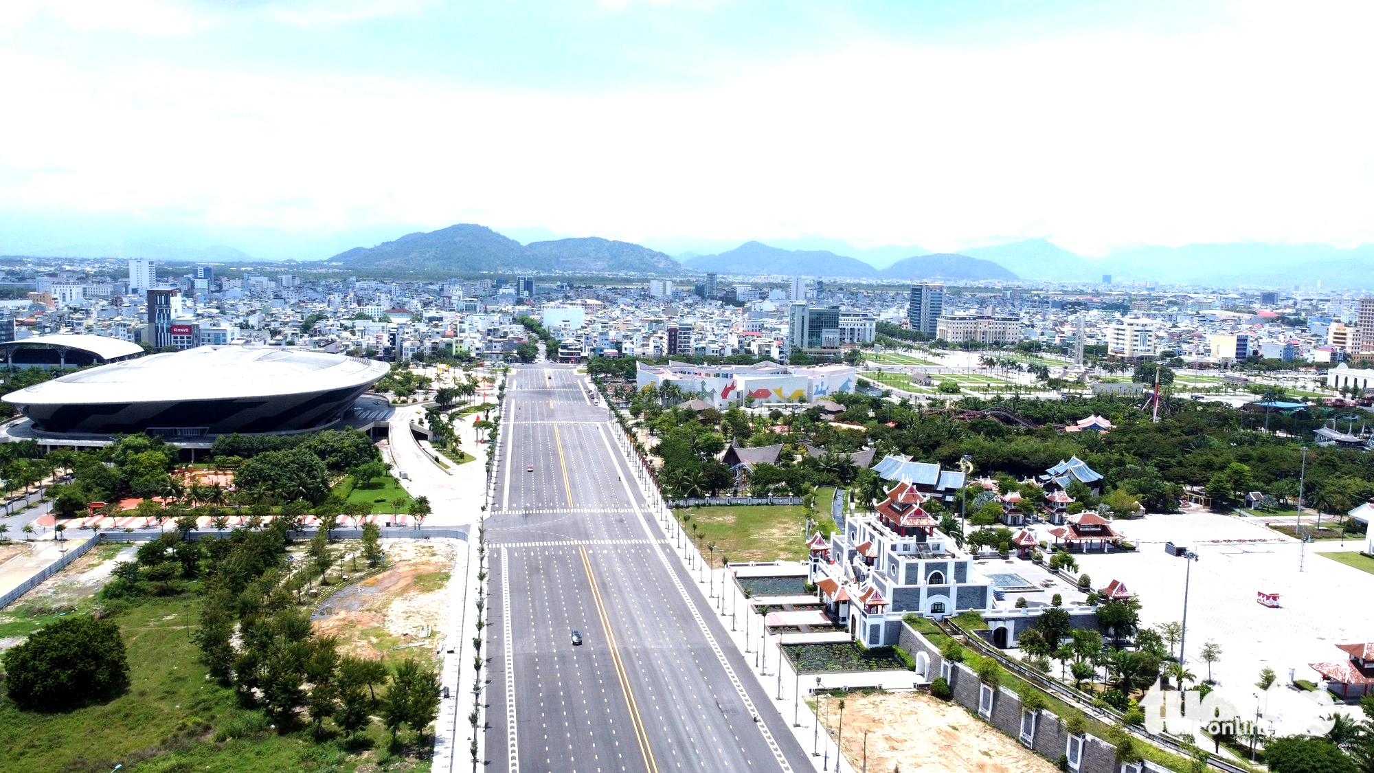 观看近8万亿超级项目中的‘钻石’地块，拥有中部最高塔楼