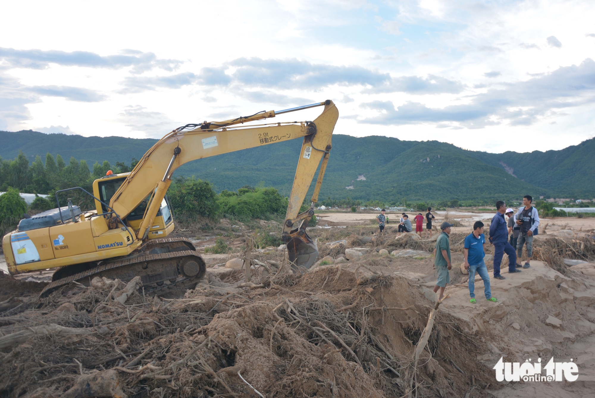 顺风县居民在‘水炸弹’席卷后艰难恢复