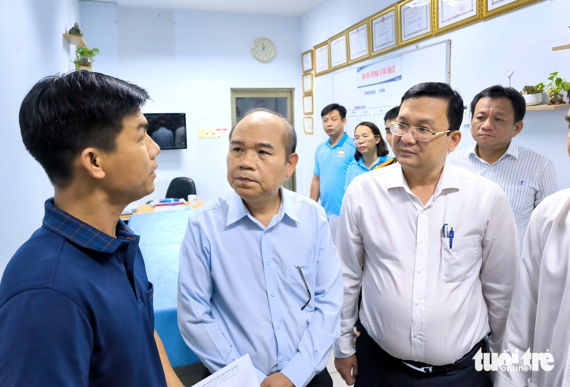 胡志明市指导处理火灾后消防安全违规问题，确保彻底解决