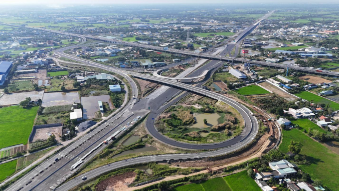 胡志明市西部三大高速公路交汇枢纽即将通车