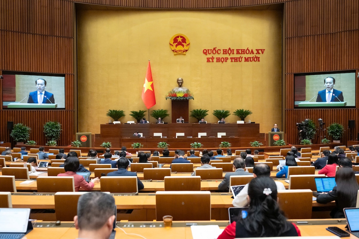 允许囚犯捐献组织、身体部位，不得储存卵子、精子