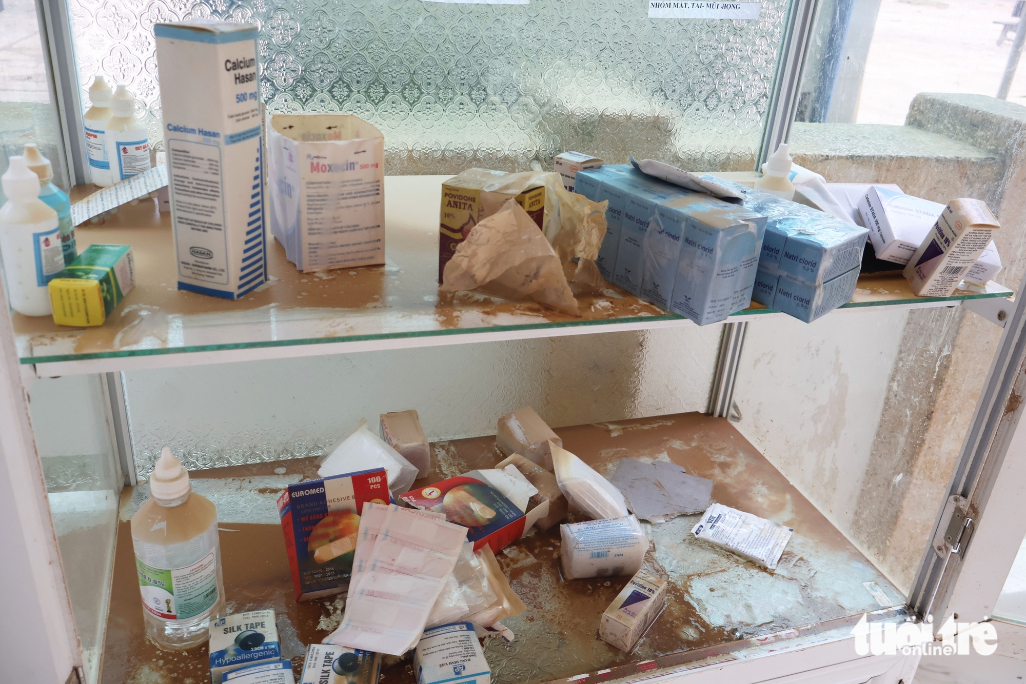 洪水中心和盛地区学校荒凉，师生缺席