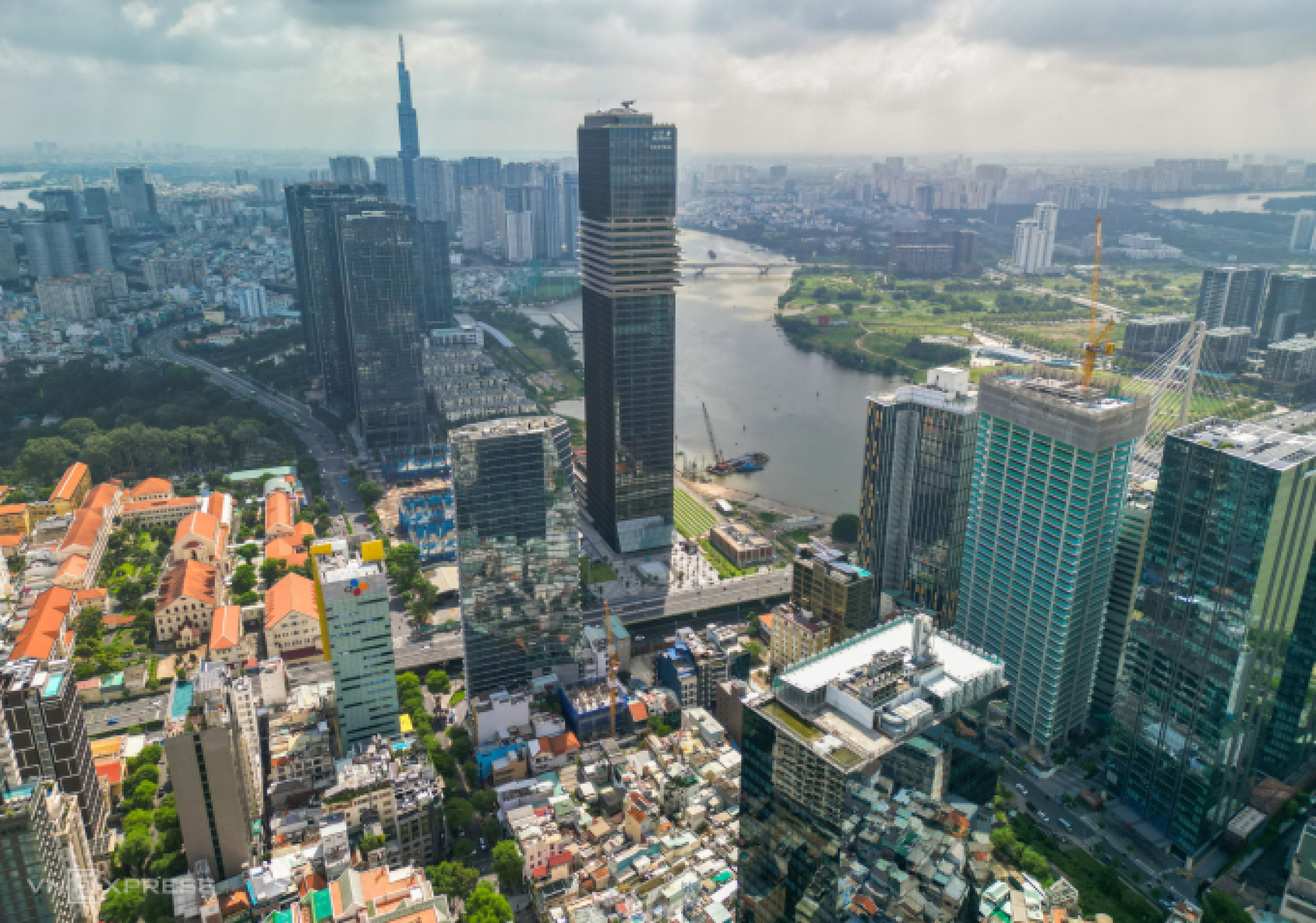 为什么胡志明市成为'全球下沉最快城市'之一?