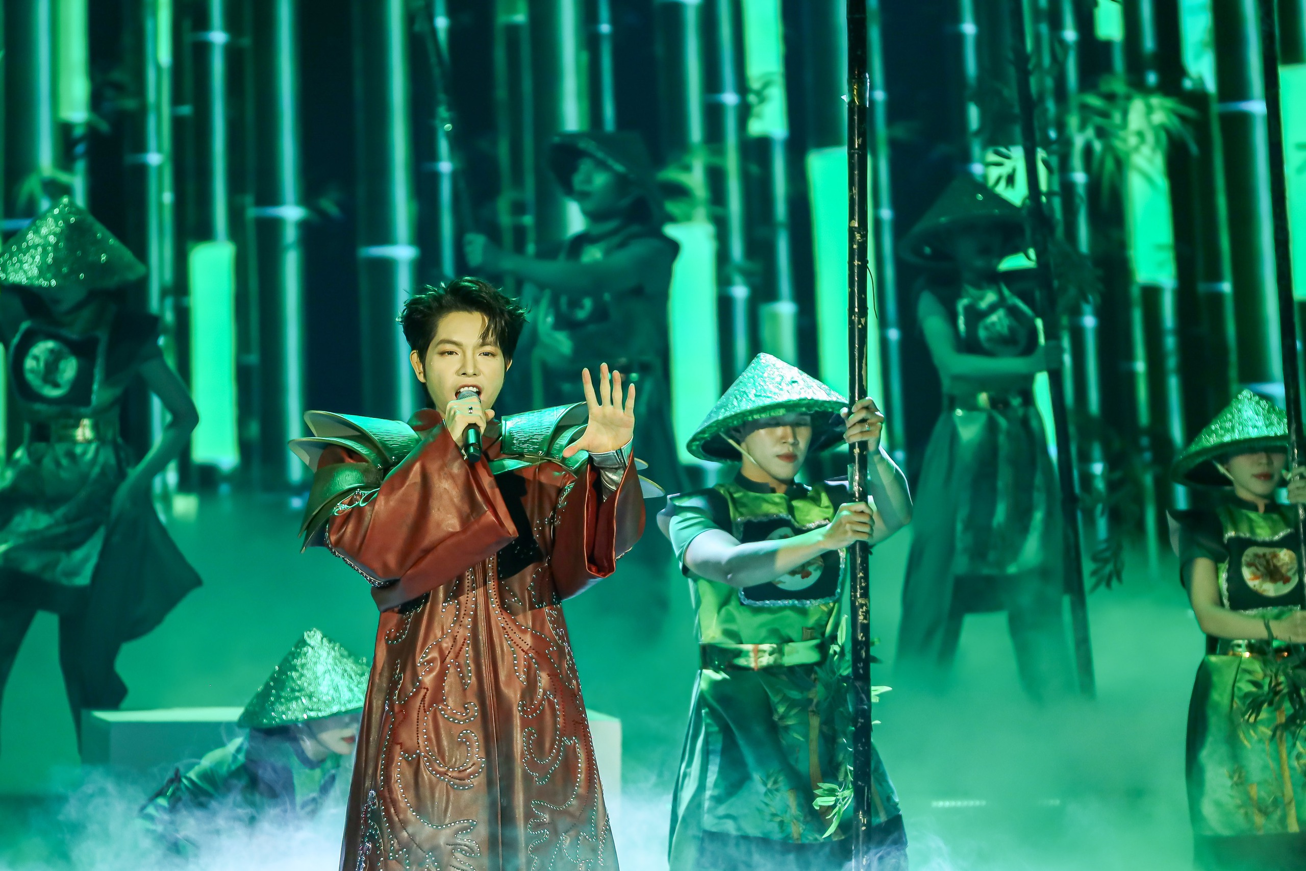 范明政总理出席第十一届对外信息奖颁奖典礼