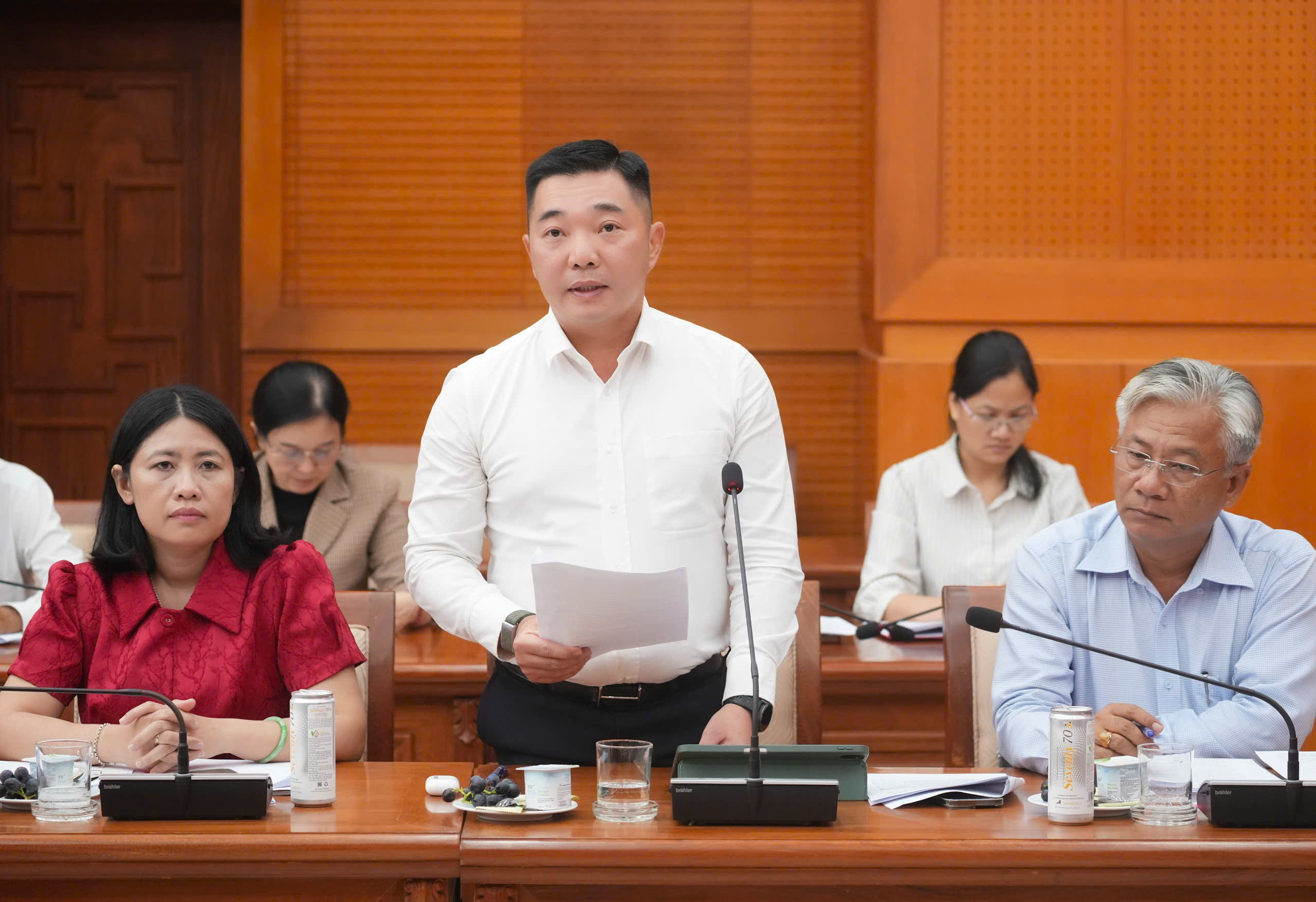 阮清毅先生：胡志明市早日为各坊社投资基础设施以最佳运作