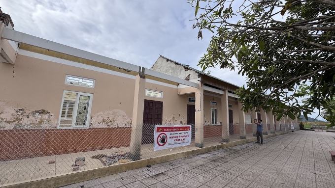 中部学校在台风后艰难应对